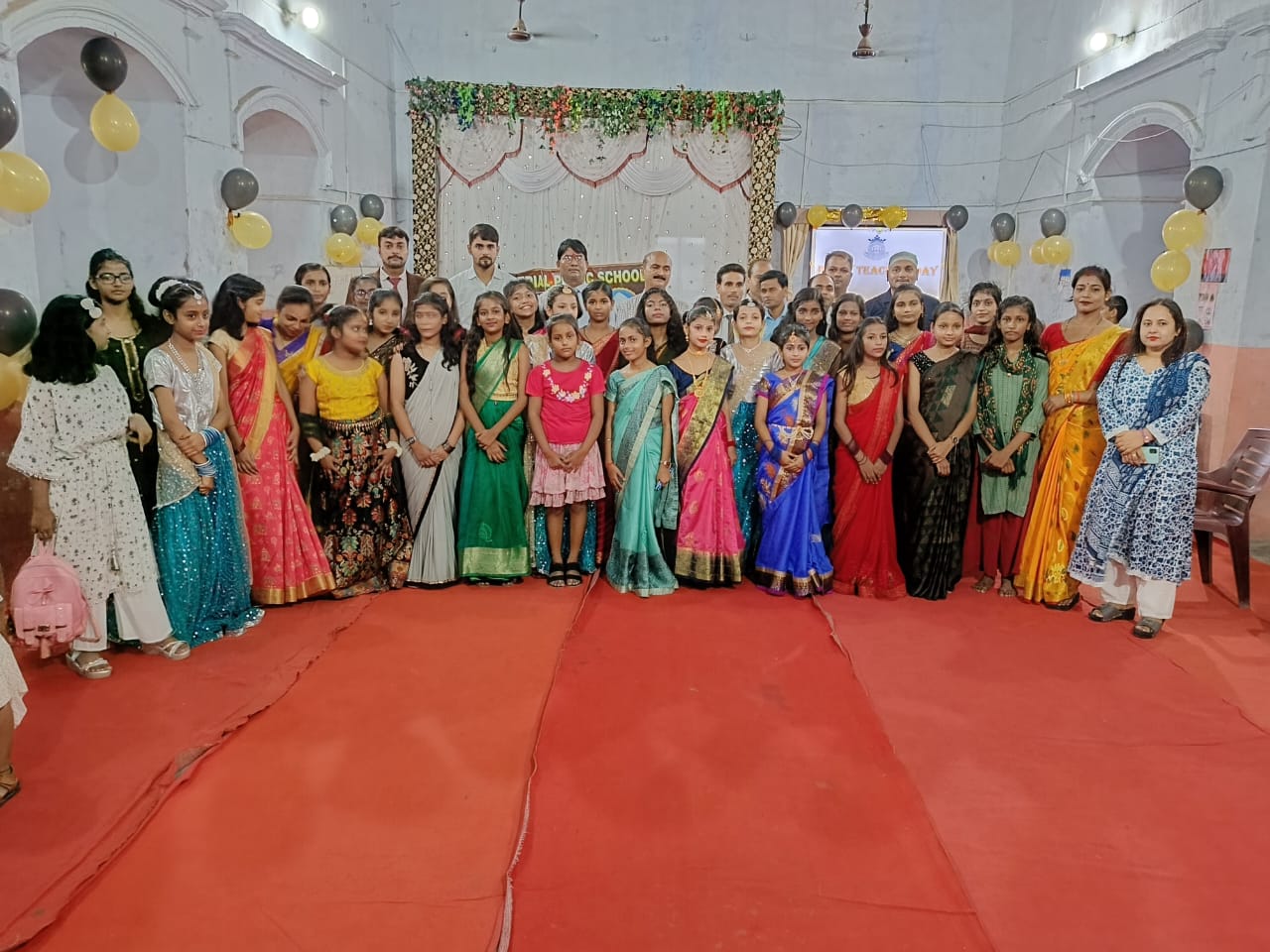 IPS Hathwa Gallery